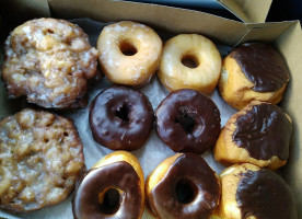 Yos Donuts food