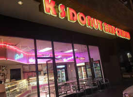 K's Donut Emporium outside