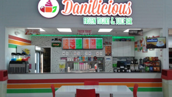 Danilicious Frozen Yogurt Juice outside