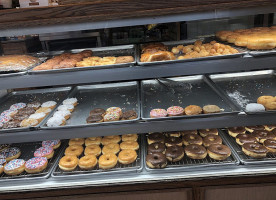 Foster's Donuts food