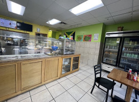 Shanguls Jamaican Restaurant Juice Bar inside