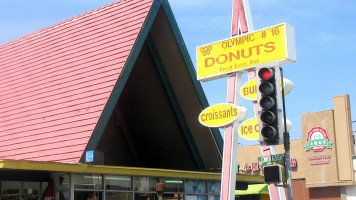 Olympic Donut outside