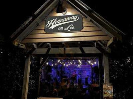 Hideaway On Lee outside