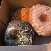 Doughnut Dollies food