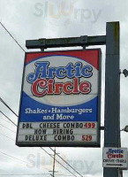 Arctic Circle outside