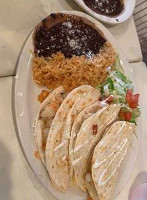 Dona Julia Mexican Kitchen food