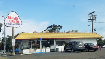 Bakery Corner outside