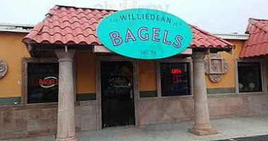 Badabing Bagels outside