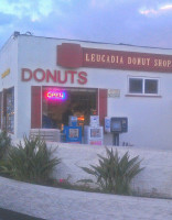 Leucadia Donut Shoppe outside