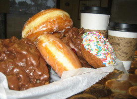 Leucadia Donut Shoppe food