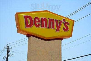 Denny's outside