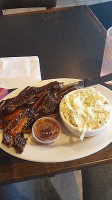 Shaevitz Uptown Bbq food