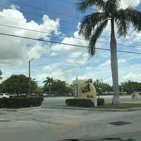 Sonic Drive-in outside