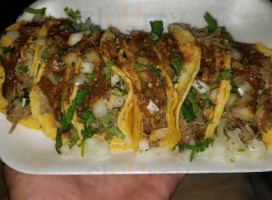 Real Tacoz food