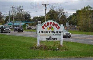 Peppers Family outside