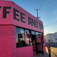 Trejo's Coffee Donuts outside