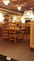 Olive Garden inside