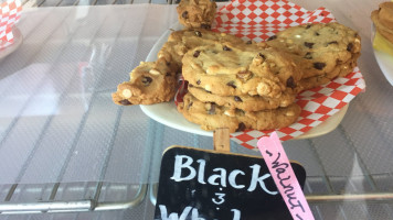 Deb's Cookie Jar food