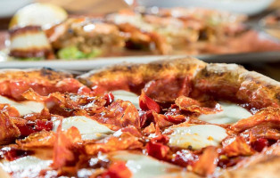 Primo Italia food