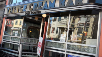 The Ice Cream outside