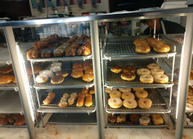 Royal's Donuts food