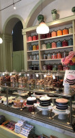 Miette Cakes inside