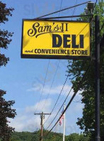 Sam's Deli 2 outside