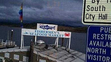 Fishermen's Seafood Market outside