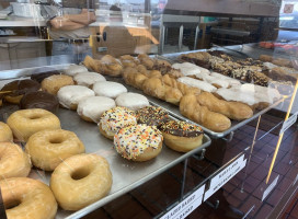 Bosa Donuts food