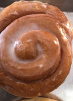 Lee's Donuts food