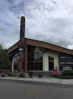 Longhouse Market And Deli outside