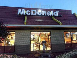 Mcdonald's outside