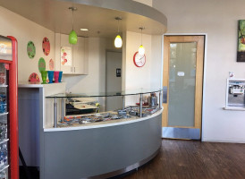 Yogurtagogo inside