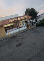 Happy Donuts outside