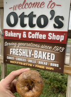 Otto's Bakery Coffee Shop outside