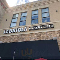 Labriola Bakery Cafe And Neapolitan Pizzeria outside