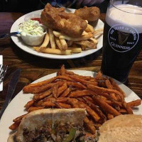 Dugan's Pub food