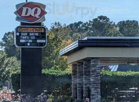 Dairy Queen Grill Chill outside