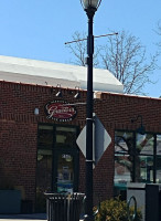 Graeter's Ice Cream outside