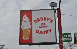 Daddy's Dairy outside