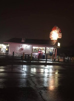 Ice Cream Shack outside