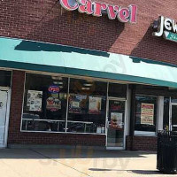 Carvel outside