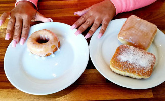 Mini Donut Factory drink