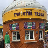 Twistee Treat Cape Canaveral outside