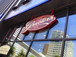 Graeter's outside