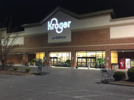 Kroger Bakery outside