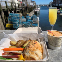 Boone's Fish House Oyster Room food