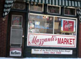 Mazzanti's Market outside