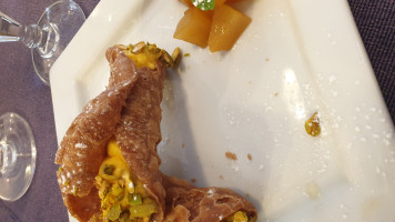 Pizza Hut food