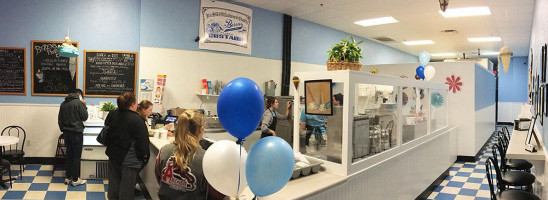 Berens Frozen Custard outside